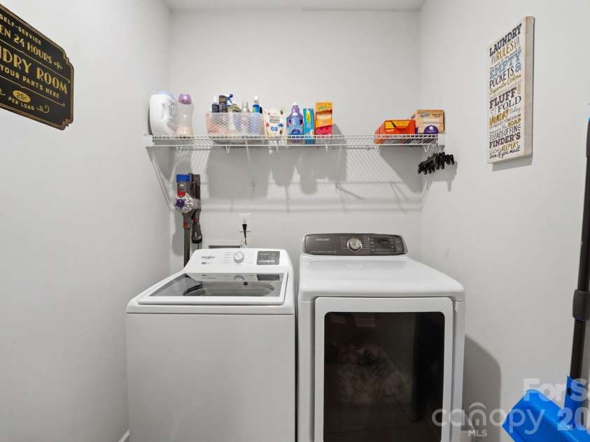 8504 Pennegrove Circle, Charlotte, NC 28214.  MLS# CAR4406514, YatesRealty ID 40862. Laundry Room
