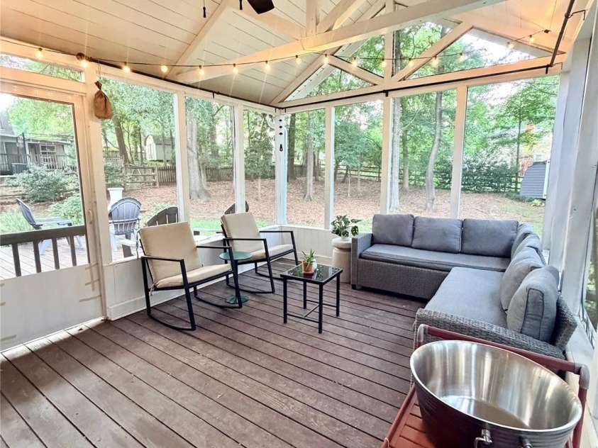 8929 Gamesford Drive, Charlotte, NC 28277.  MLS# CAR4409760, YatesRealty ID 40863. 