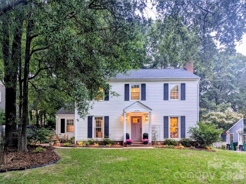 8929 Gamesford Drive, Charlotte, NC 28277.  MLS# CAR4409760, YatesRealty ID 40863. Welcome Home