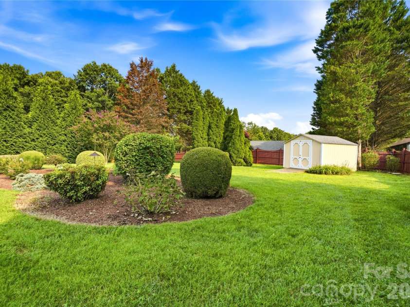 3892 Stoney Creek Drive, Lincolnton, NC 28092.  MLS# CAR4391090, YatesRealty ID 40864. 