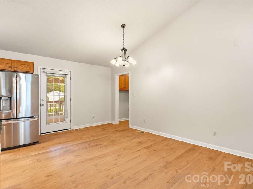 3892 Stoney Creek Drive, Lincolnton, NC 28092.  MLS# CAR4391090, YatesRealty ID 40864. Dining area perfectly positioned within the open floor plan