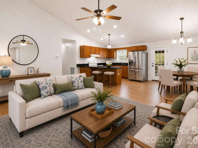 3892 Stoney Creek Drive, Lincolnton, NC 28092.  MLS# CAR4391090, YatesRealty ID 40864. Virtually staged