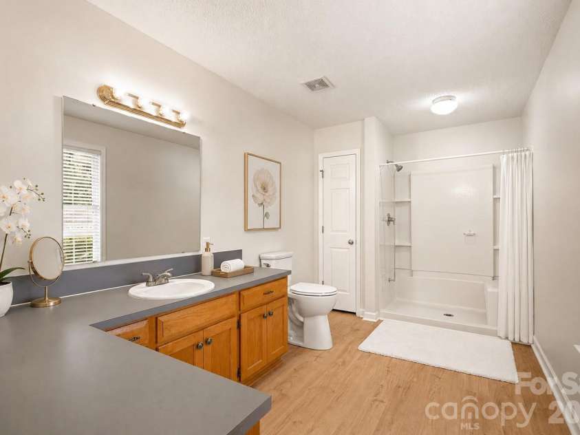 3892 Stoney Creek Drive, Lincolnton, NC 28092.  MLS# CAR4391090, YatesRealty ID 40864. Virtually staged