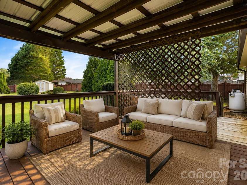 3892 Stoney Creek Drive, Lincolnton, NC 28092.  MLS# CAR4391090, YatesRealty ID 40864. Virtually staged
