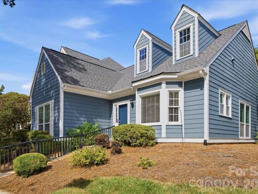 5909 Fitzwilliams Lane, Charlotte, NC 28270.  MLS# CAR4405144, YatesRealty ID 40865. 