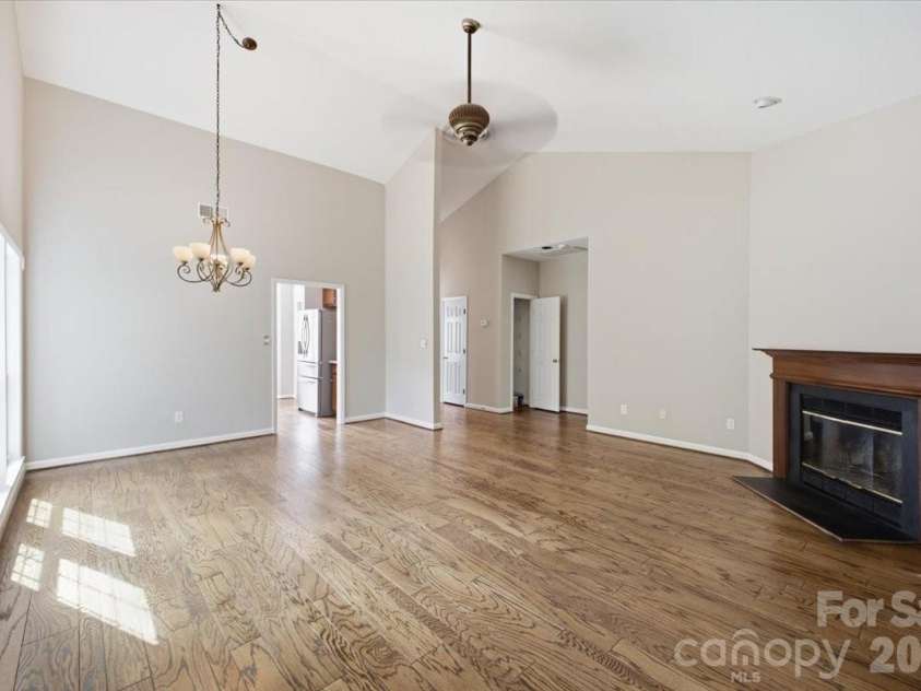 5909 Fitzwilliams Lane, Charlotte, NC 28270.  MLS# CAR4405144, YatesRealty ID 40865. 