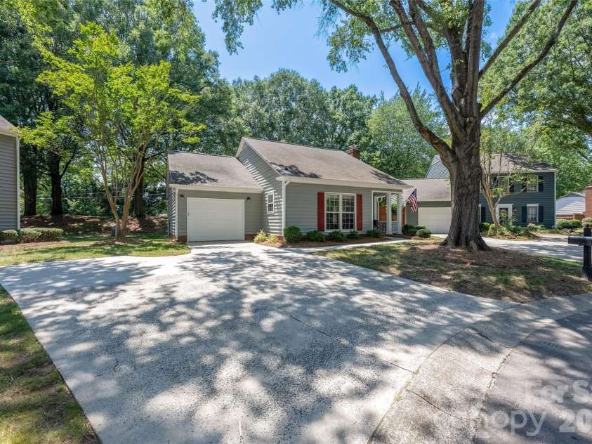 3104 Plum Arbor Way, Charlotte, NC 28209.  MLS# CAR4405963, YatesRealty ID 40866. 