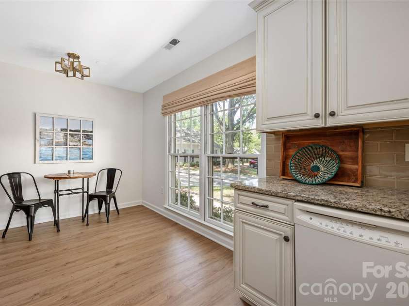 3104 Plum Arbor Way, Charlotte, NC 28209.  MLS# CAR4405963, YatesRealty ID 40866. 