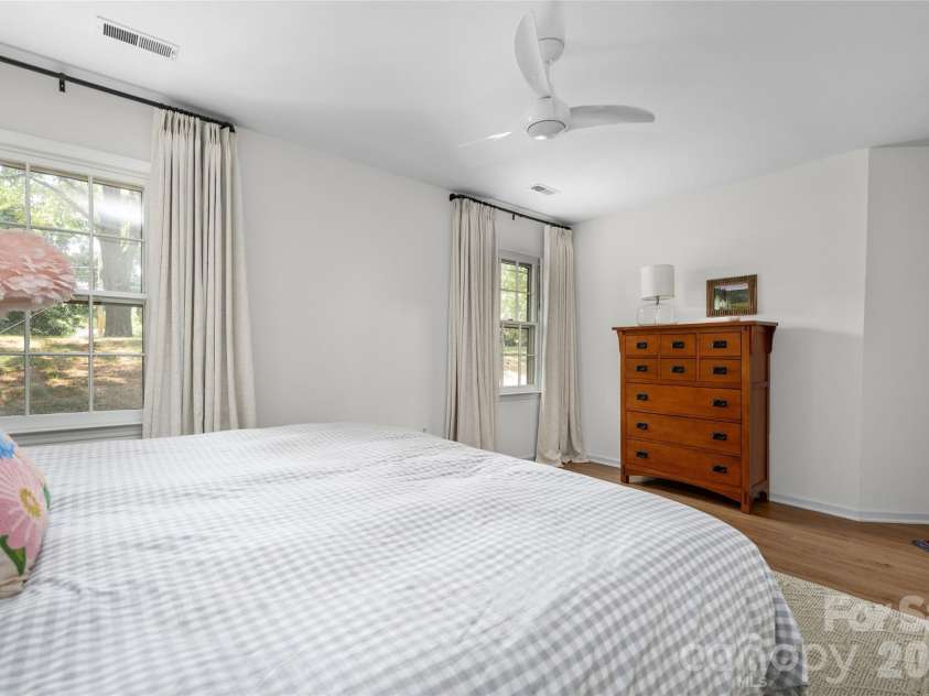 3104 Plum Arbor Way, Charlotte, NC 28209.  MLS# CAR4405963, YatesRealty ID 40866. 