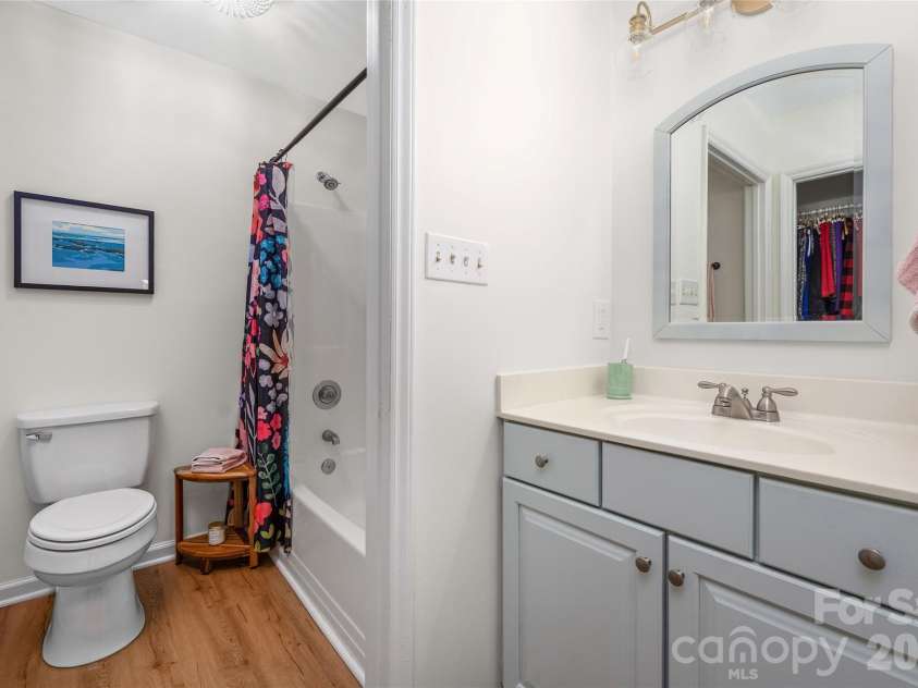 3104 Plum Arbor Way, Charlotte, NC 28209.  MLS# CAR4405963, YatesRealty ID 40866. 