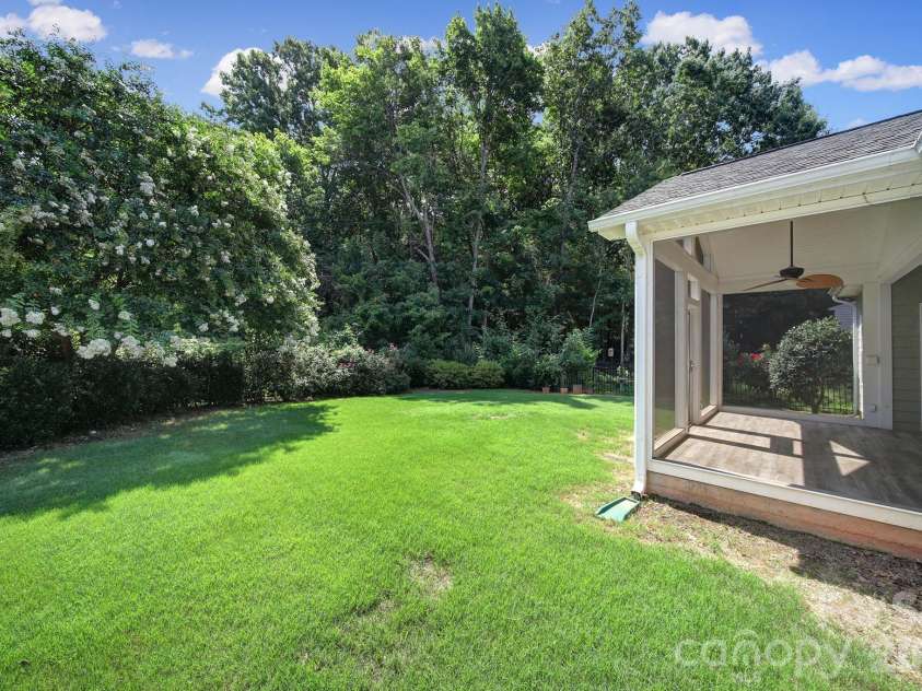2001 Oakmere Road, Waxhaw, NC 28173.  MLS# CAR4401499, YatesRealty ID 40867. 