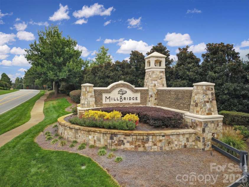 2001 Oakmere Road, Waxhaw, NC 28173.  MLS# CAR4401499, YatesRealty ID 40867. 