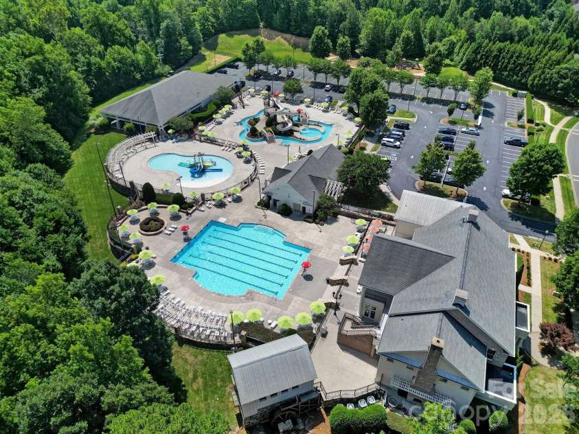2001 Oakmere Road, Waxhaw, NC 28173.  MLS# CAR4401499, YatesRealty ID 40867. 