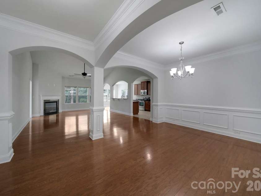 2001 Oakmere Road, Waxhaw, NC 28173.  MLS# CAR4401499, YatesRealty ID 40867. 