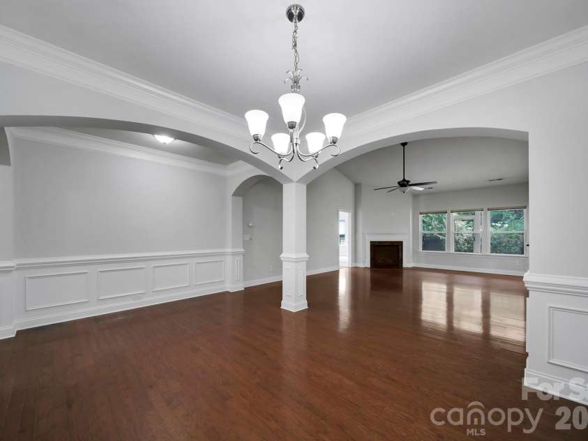 2001 Oakmere Road, Waxhaw, NC 28173.  MLS# CAR4401499, YatesRealty ID 40867. 