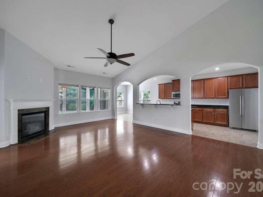 2001 Oakmere Road, Waxhaw, NC 28173.  MLS# CAR4401499, YatesRealty ID 40867. 
