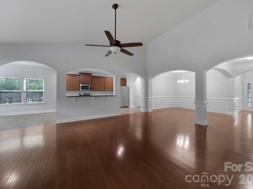 2001 Oakmere Road, Waxhaw, NC 28173.  MLS# CAR4401499, YatesRealty ID 40867. 