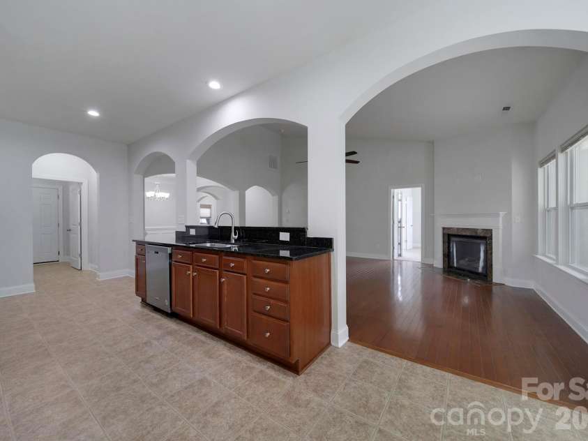 2001 Oakmere Road, Waxhaw, NC 28173.  MLS# CAR4401499, YatesRealty ID 40867. 