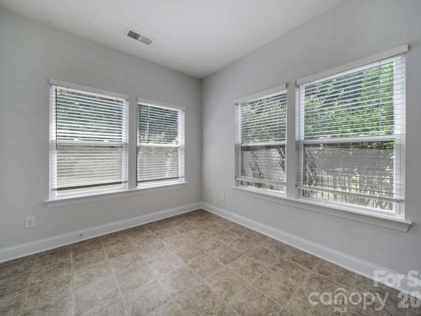 2001 Oakmere Road, Waxhaw, NC 28173.  MLS# CAR4401499, YatesRealty ID 40867. 