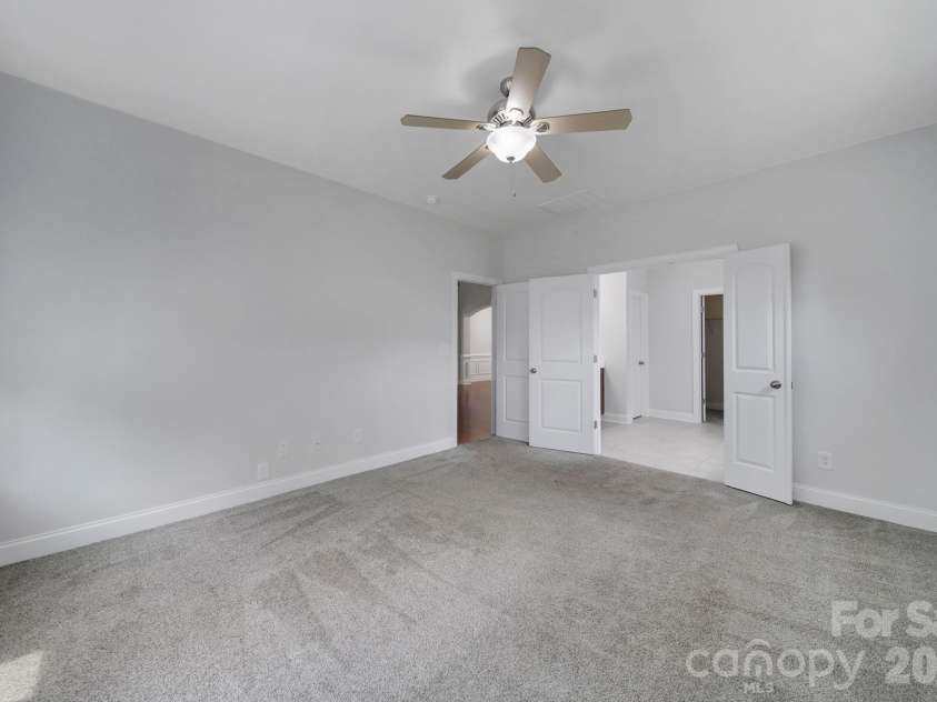 2001 Oakmere Road, Waxhaw, NC 28173.  MLS# CAR4401499, YatesRealty ID 40867. 
