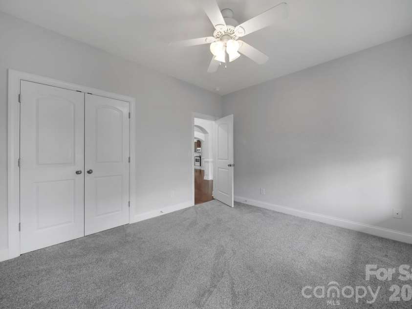 2001 Oakmere Road, Waxhaw, NC 28173.  MLS# CAR4401499, YatesRealty ID 40867. 