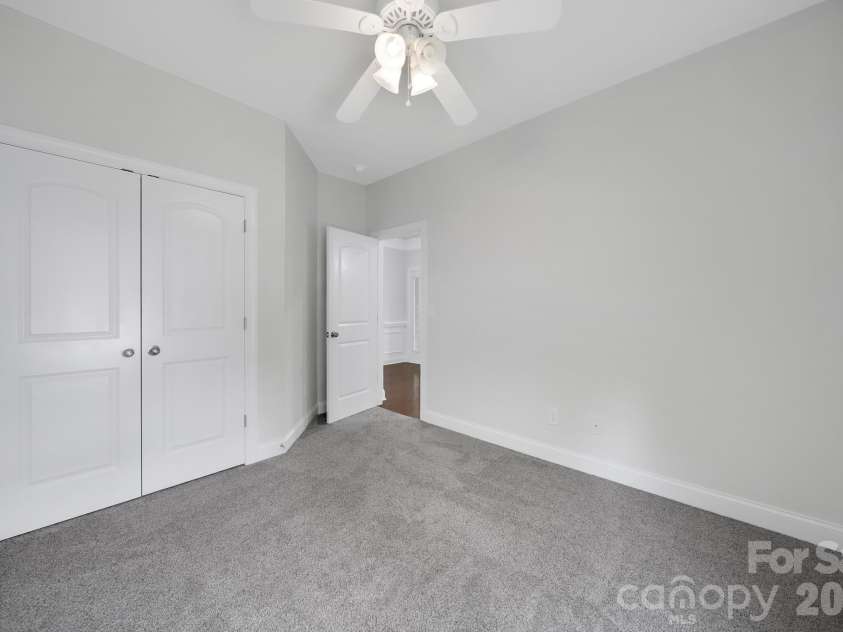2001 Oakmere Road, Waxhaw, NC 28173.  MLS# CAR4401499, YatesRealty ID 40867. 
