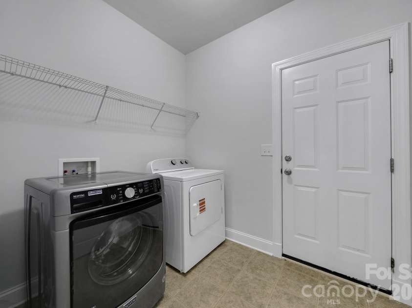 2001 Oakmere Road, Waxhaw, NC 28173.  MLS# CAR4401499, YatesRealty ID 40867. 
