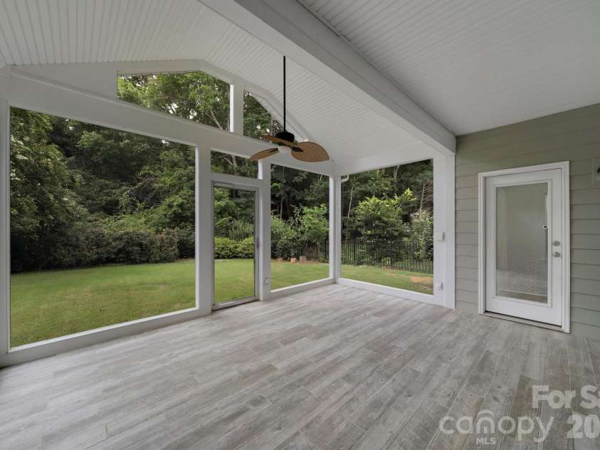 2001 Oakmere Road, Waxhaw, NC 28173.  MLS# CAR4401499, YatesRealty ID 40867. 