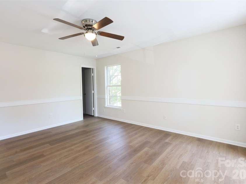 2000 Teresa Jill Drive, Charlotte, NC 28213.  MLS# CAR4401232, YatesRealty ID 40868. 