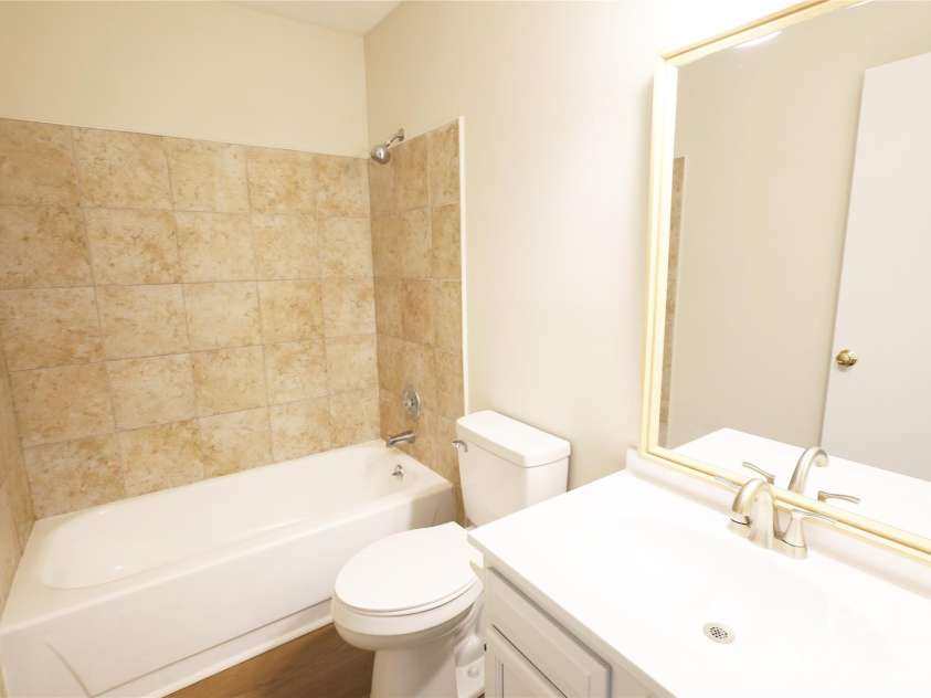 2000 Teresa Jill Drive, Charlotte, NC 28213.  MLS# CAR4401232, YatesRealty ID 40868. 