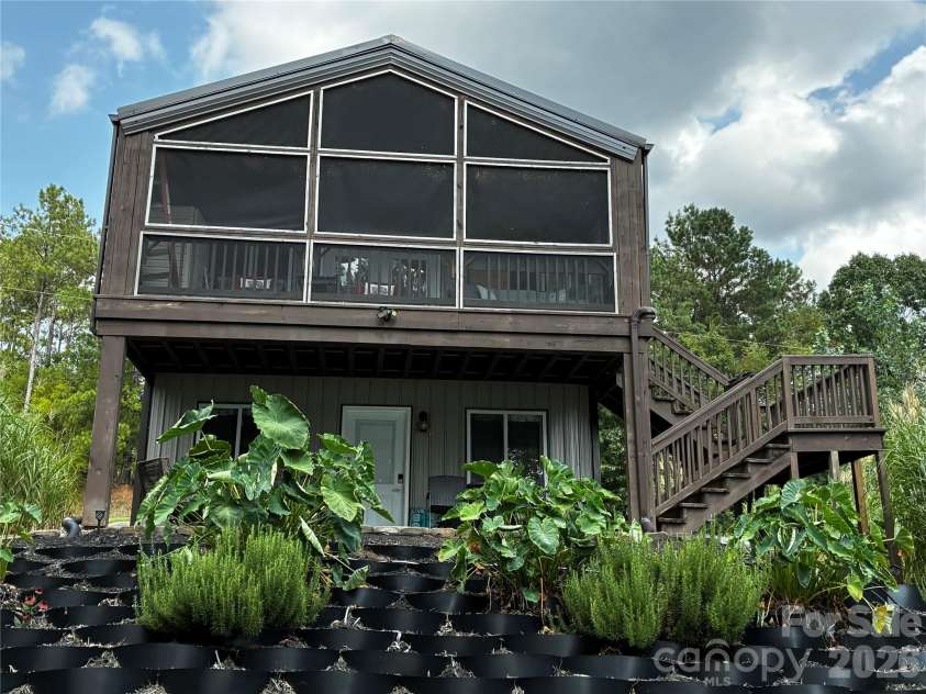 2268 Singleton Creek Road, Liberty Hill, SC 29175.  MLS# CAR4409685, YatesRealty ID 40869. 