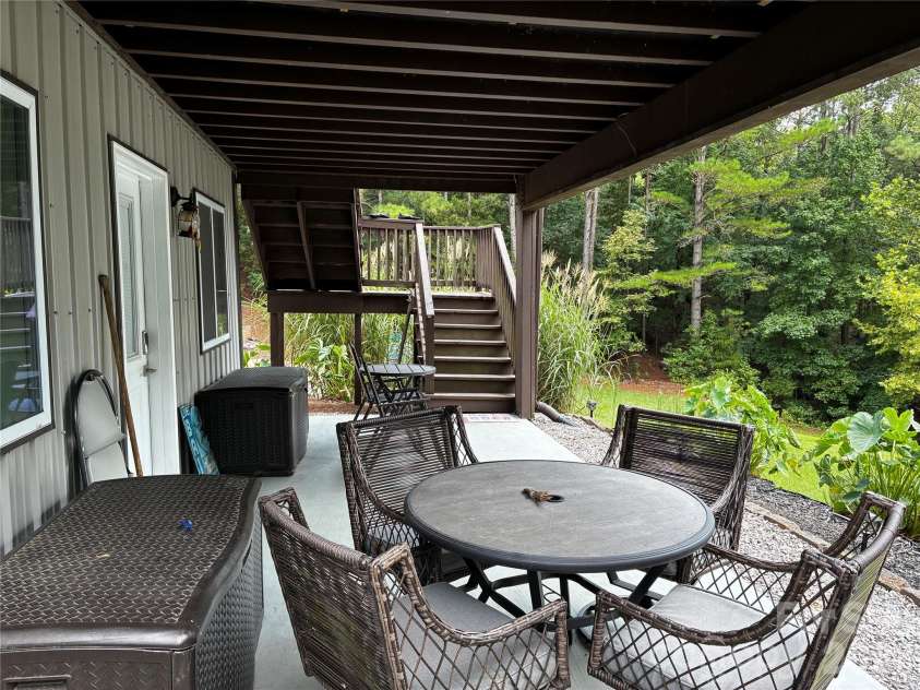 2268 Singleton Creek Road, Liberty Hill, SC 29175.  MLS# CAR4409685, YatesRealty ID 40869. 