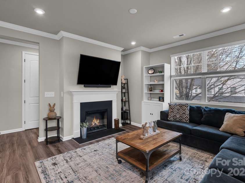 16764 Summers Walk Boulevard, Davidson, NC 28036.  MLS# CAR4234012, YatesRealty ID 4087. 