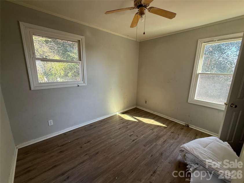 1920 Irma Street, Charlotte, NC 28216.  MLS# CAR4354627, YatesRealty ID 4087. 
