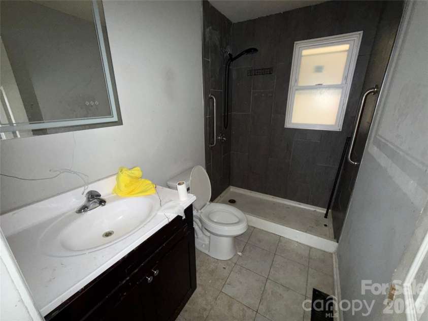 1920 Irma Street, Charlotte, NC 28216.  MLS# CAR4354627, YatesRealty ID 4087. 