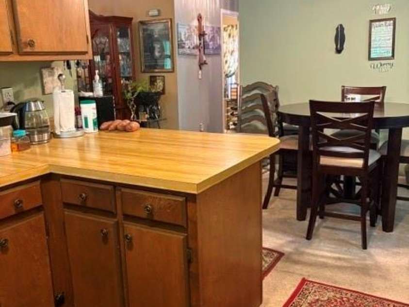 7500 Swedish Ivy Lane, Charlotte, NC 28227.  MLS# CAR4368792, YatesRealty ID 40870. 