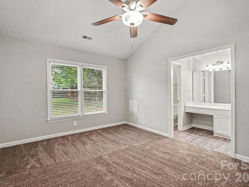 3428 Fortis Lane, Matthews, NC 28105.  MLS# CAR4408244, YatesRealty ID 40871. 