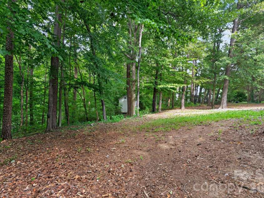 10304 Shady Rest Lane, Charlotte, NC 28214.  MLS# CAR4397605, YatesRealty ID 40872. 