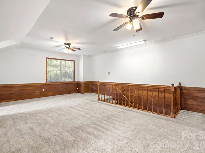 13110 Graymist Drive, Charlotte, NC 28215.  MLS# CAR4410322, YatesRealty ID 40874. 
