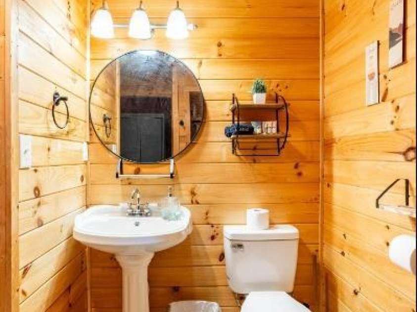 295 Blue Ridge Parkway, Bryson City, NC 28713.  MLS# CAR4410466, YatesRealty ID 40878. 