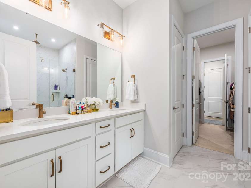 3111 Everly Enclave Way, Charlotte, NC 28210.  MLS# CAR4239421, YatesRealty ID 4088. 