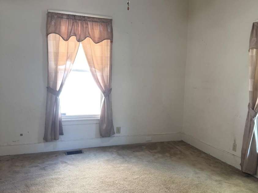 429 Cemetery Street, Salisbury, NC 28144.  MLS# CAR4410425, YatesRealty ID 40884. 