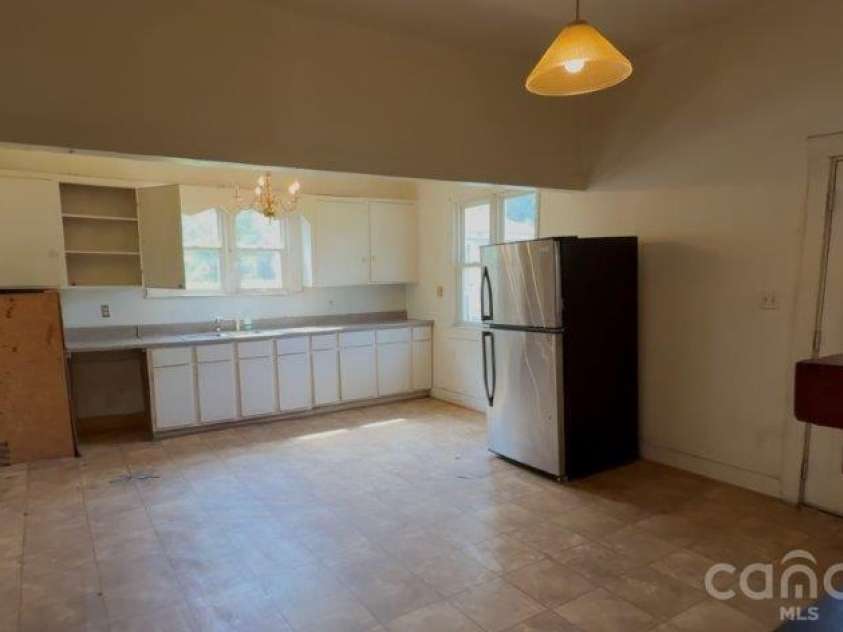 614 Saluda Road, Chester, SC 29706.  MLS# CAR4410542, YatesRealty ID 40887. 