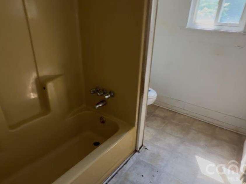 614 Saluda Road, Chester, SC 29706.  MLS# CAR4410542, YatesRealty ID 40887. 