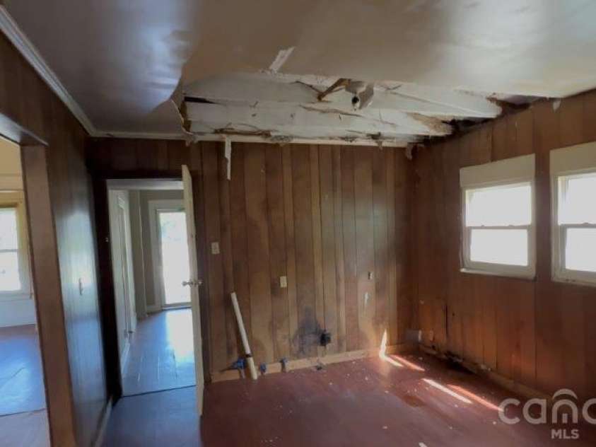 614 Saluda Road, Chester, SC 29706.  MLS# CAR4410542, YatesRealty ID 40887. 