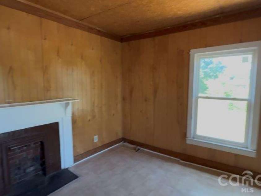 614 Saluda Road, Chester, SC 29706.  MLS# CAR4410542, YatesRealty ID 40887. 