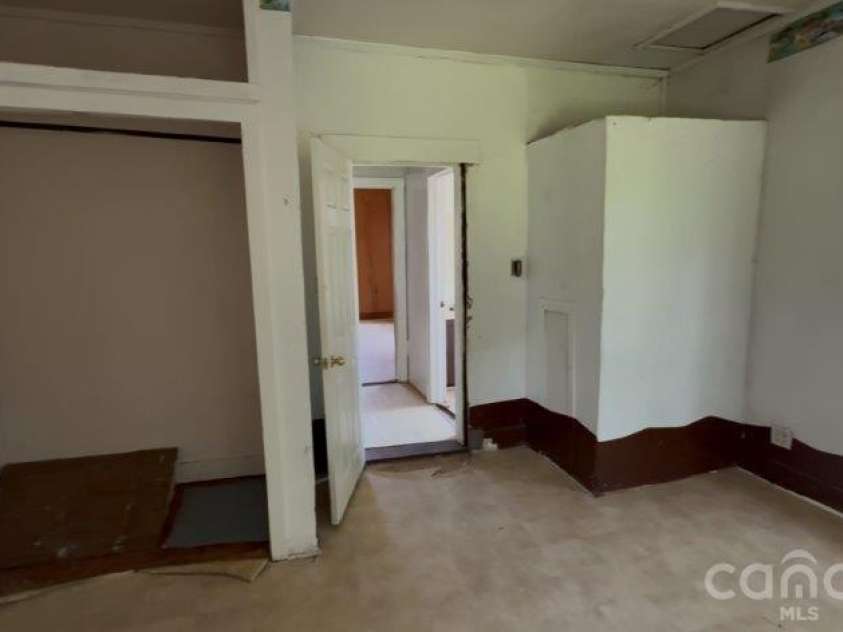 614 Saluda Road, Chester, SC 29706.  MLS# CAR4410542, YatesRealty ID 40887. 