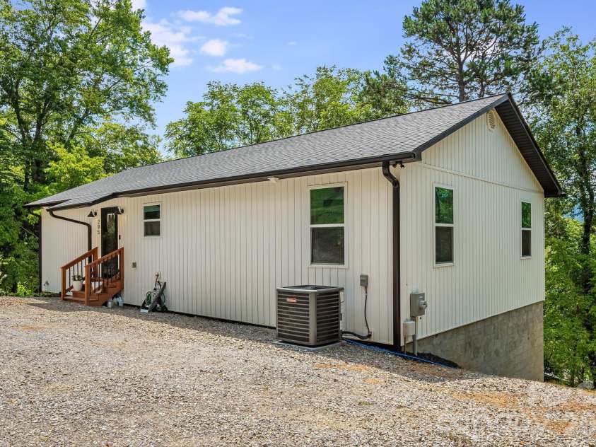 295 Penland Street, Clyde, NC 28721.  MLS# CAR4401322, YatesRealty ID 40888. 