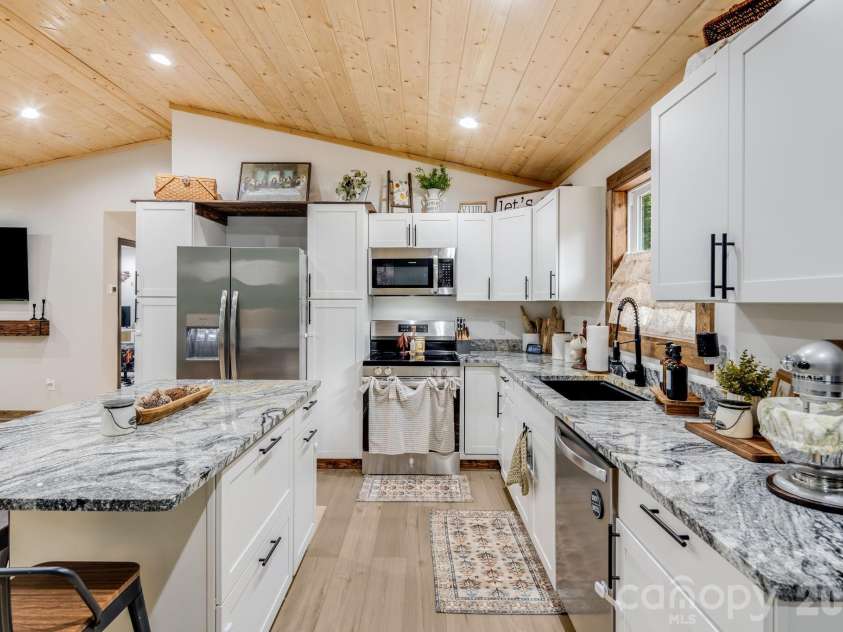 295 Penland Street, Clyde, NC 28721.  MLS# CAR4401322, YatesRealty ID 40888. 