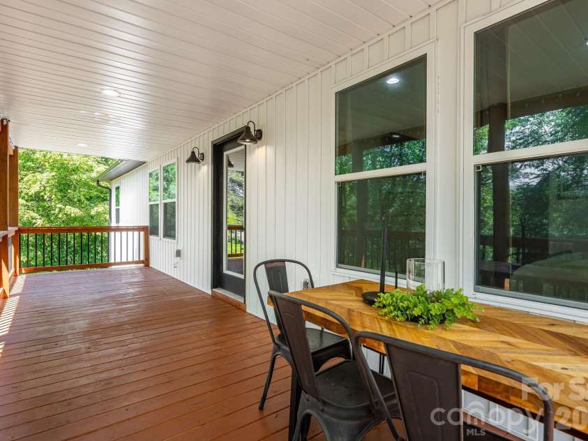 295 Penland Street, Clyde, NC 28721.  MLS# CAR4401322, YatesRealty ID 40888. 